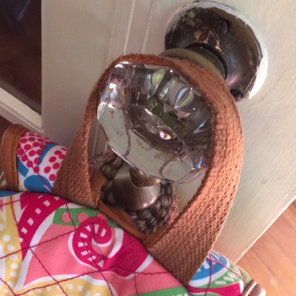 Backpack - Picture 3 of 4